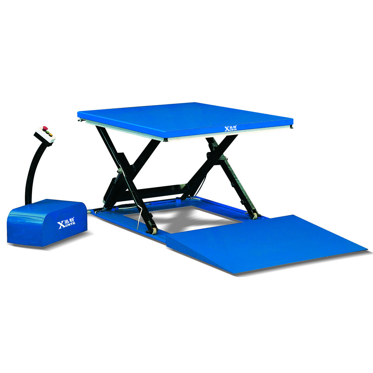 提升工作安全：定制剪叉式香蕉视频在线下载平台服务木材加工行业